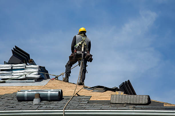 Professional Gutter Installation technician working in Rossville, TN